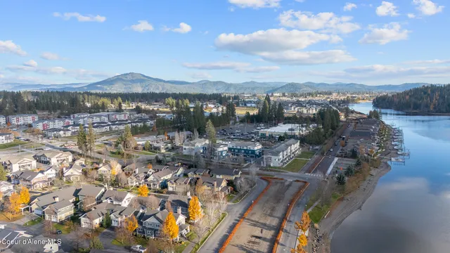 $1,699,000 | 4083 West Shoreview Lane, Coeur D'Alene, ID 83814