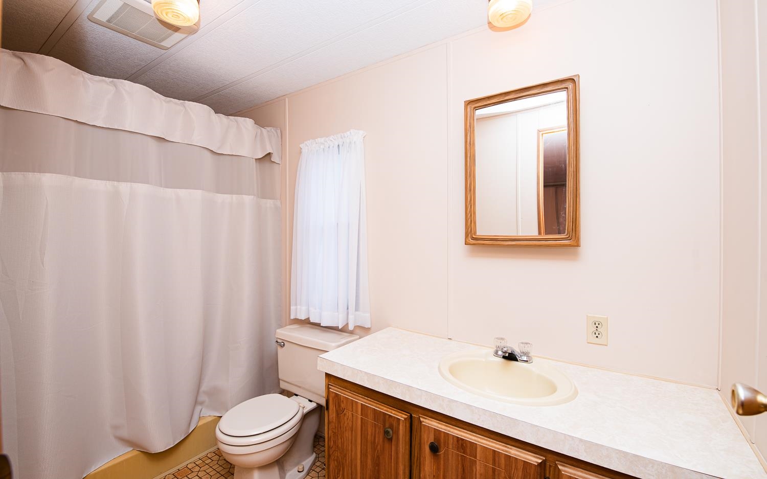2 Parklane Road Hampstead, NH 03841 - Photo 11 of 27