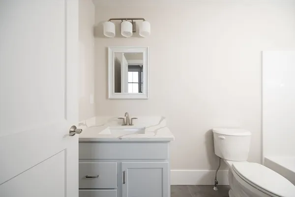 $735,000 | 58 Metacomet Road, Unit 17, West Bridgewater, MA 02379