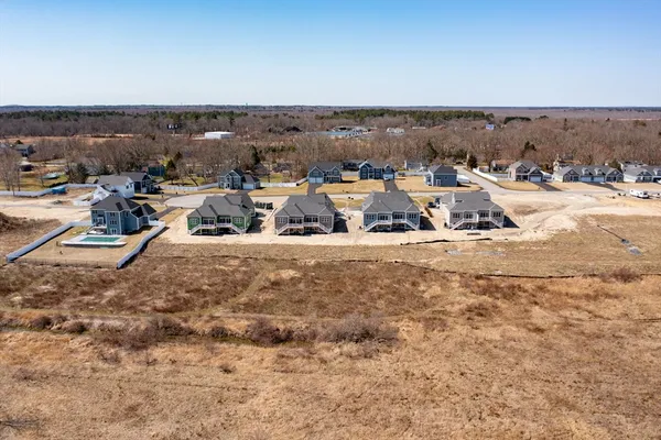 $735,000 | 58 Metacomet Road, Unit 17, West Bridgewater, MA 02379