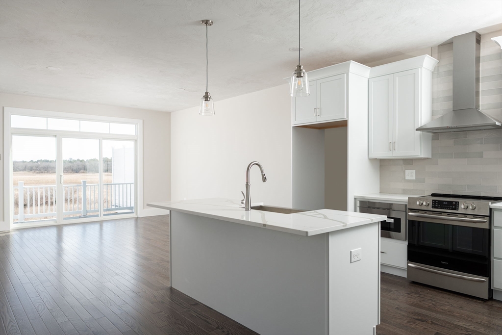 58 Metacomet Road, Unit 17 West Bridgewater, MA 02379 - Photo 6 of 41