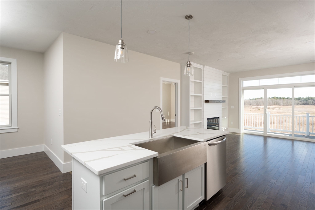 58 Metacomet Road, Unit 17 West Bridgewater, MA 02379 - Photo 9 of 41
