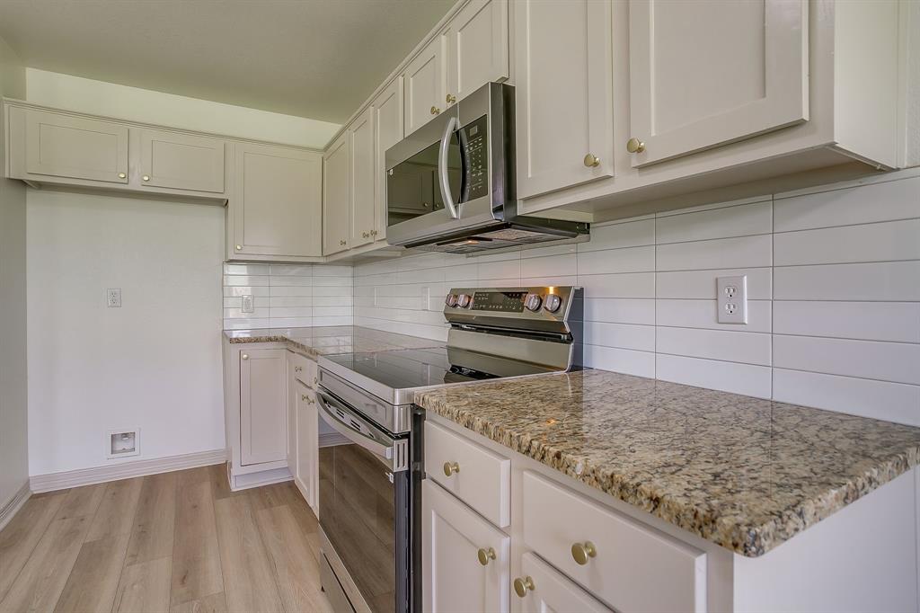 102 Meadow Ridge Avenue Venus, TX 76084 - Photo 14 of 40