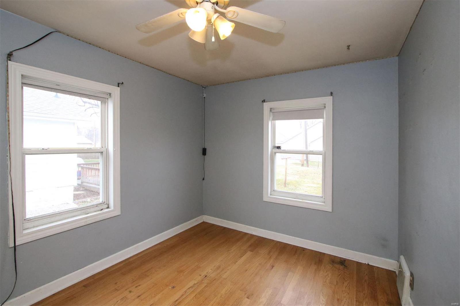 130 West Tydeman Street Roxana, IL 62084 - Photo 16 of 31