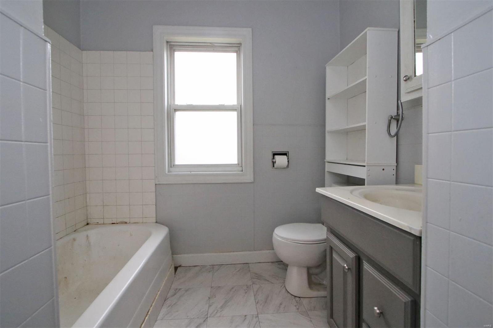 130 West Tydeman Street Roxana, IL 62084 - Photo 23 of 31