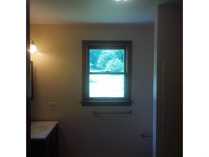 536 Gardiner Road Richmond, RI 02892 - Photo 6 of 17 Bathroom. Updated, Tile, Full Bath.
