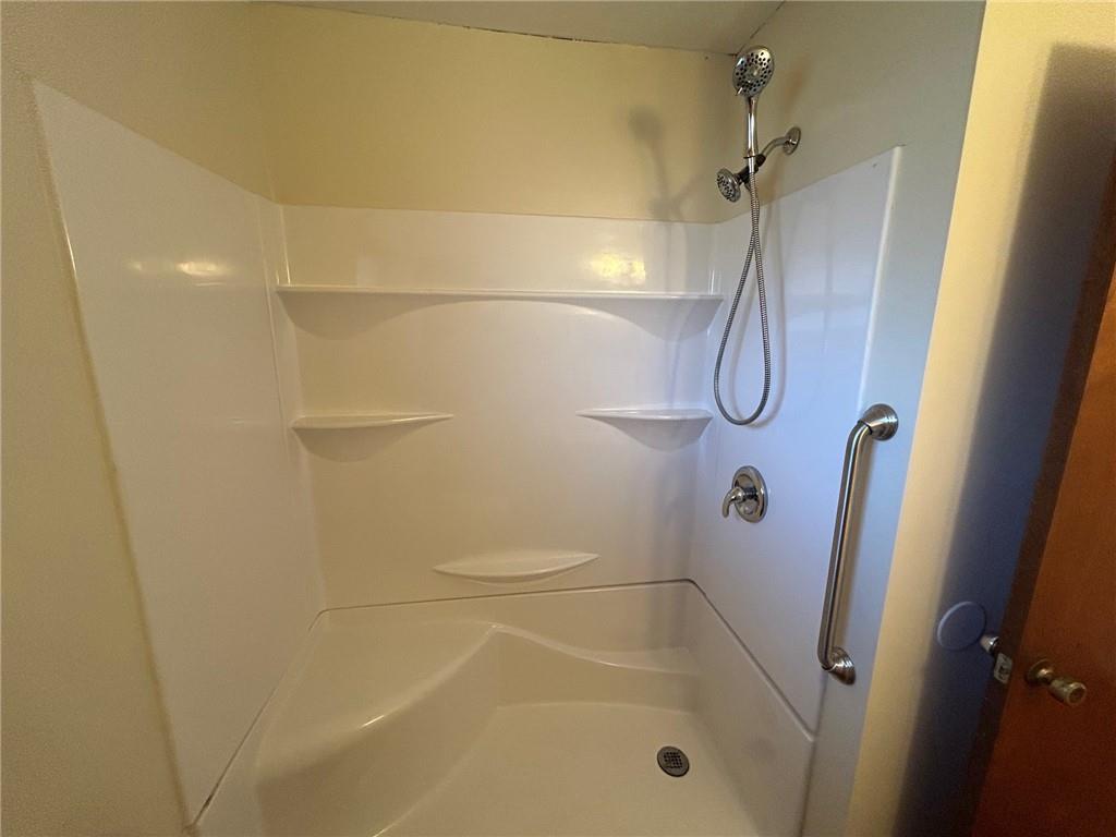 412 North Prewitt Avenue Nevada, MO 64772 - Photo 12 of 18