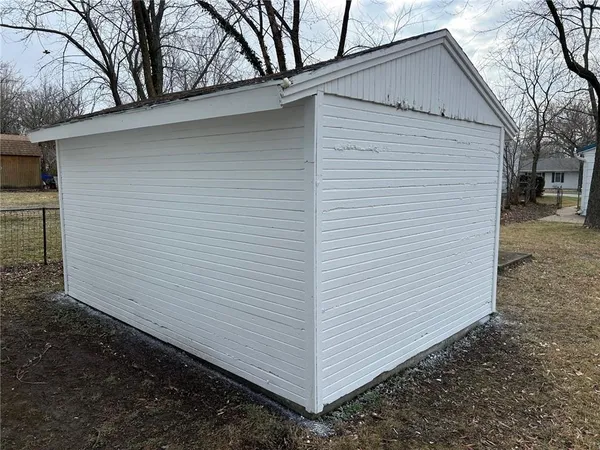 $149,000 | 412 North Prewitt Avenue, Nevada, MO 64772