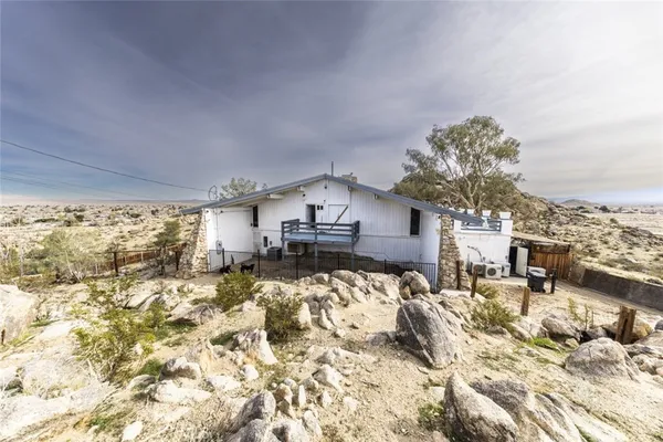 $600,000 | 16822 Glenfall Avenue, Palmdale, CA 93591