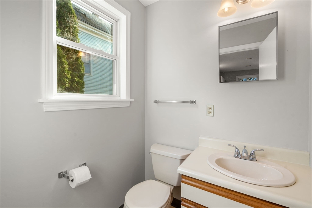 36 Irving Street, Unit B Salem, MA 01970 - Photo 14 of 17