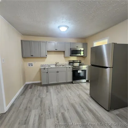 $1,200 | 1201 Thelbert Drive, Fayetteville, NC 28301