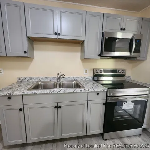 $1,200 | 1201 Thelbert Drive, Fayetteville, NC 28301