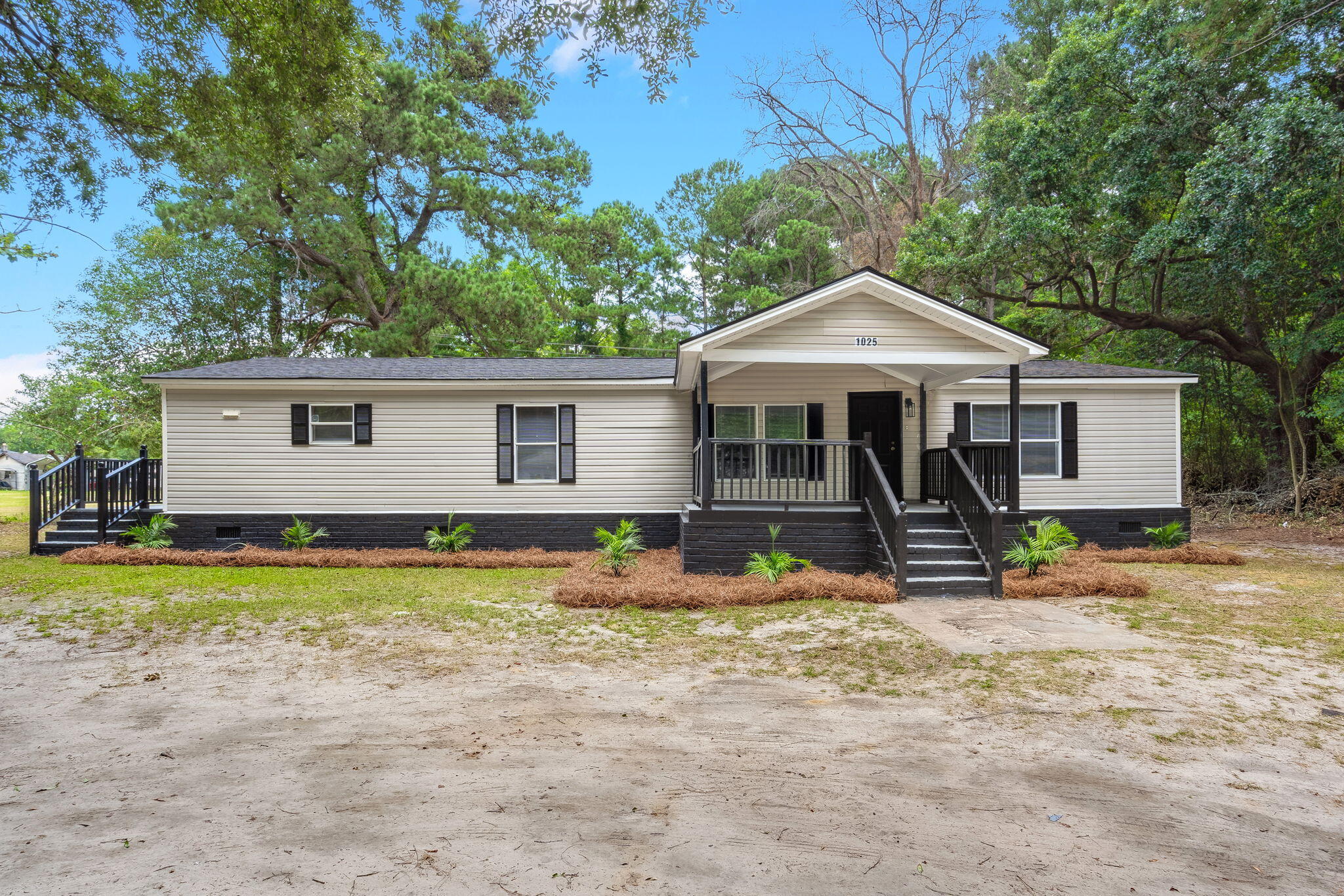 1025 Cooper Store Road Moncks Corner, SC 29461 - Photo 1 of 31 1