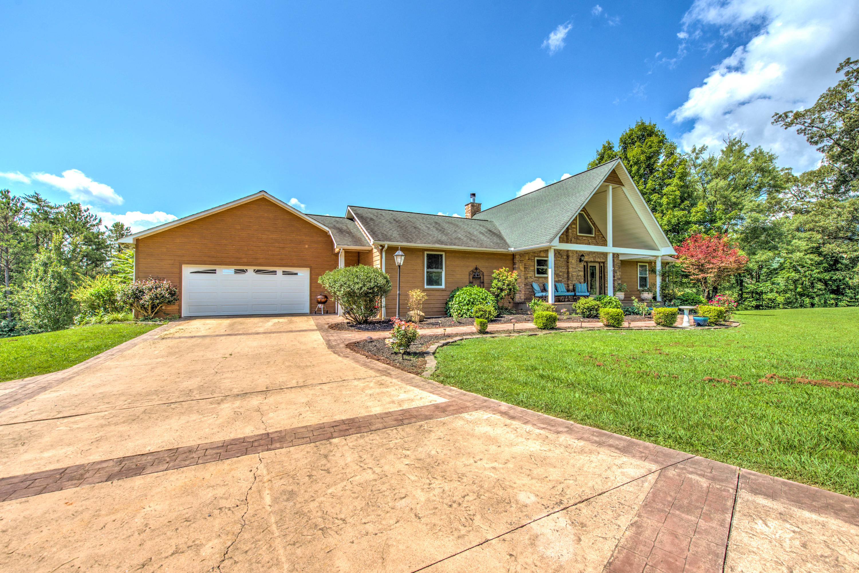 957 English Mountain Road Cosby, TN 37722 - Photo 1 of 37 SPRAWLING RANCH ON ACREAGE