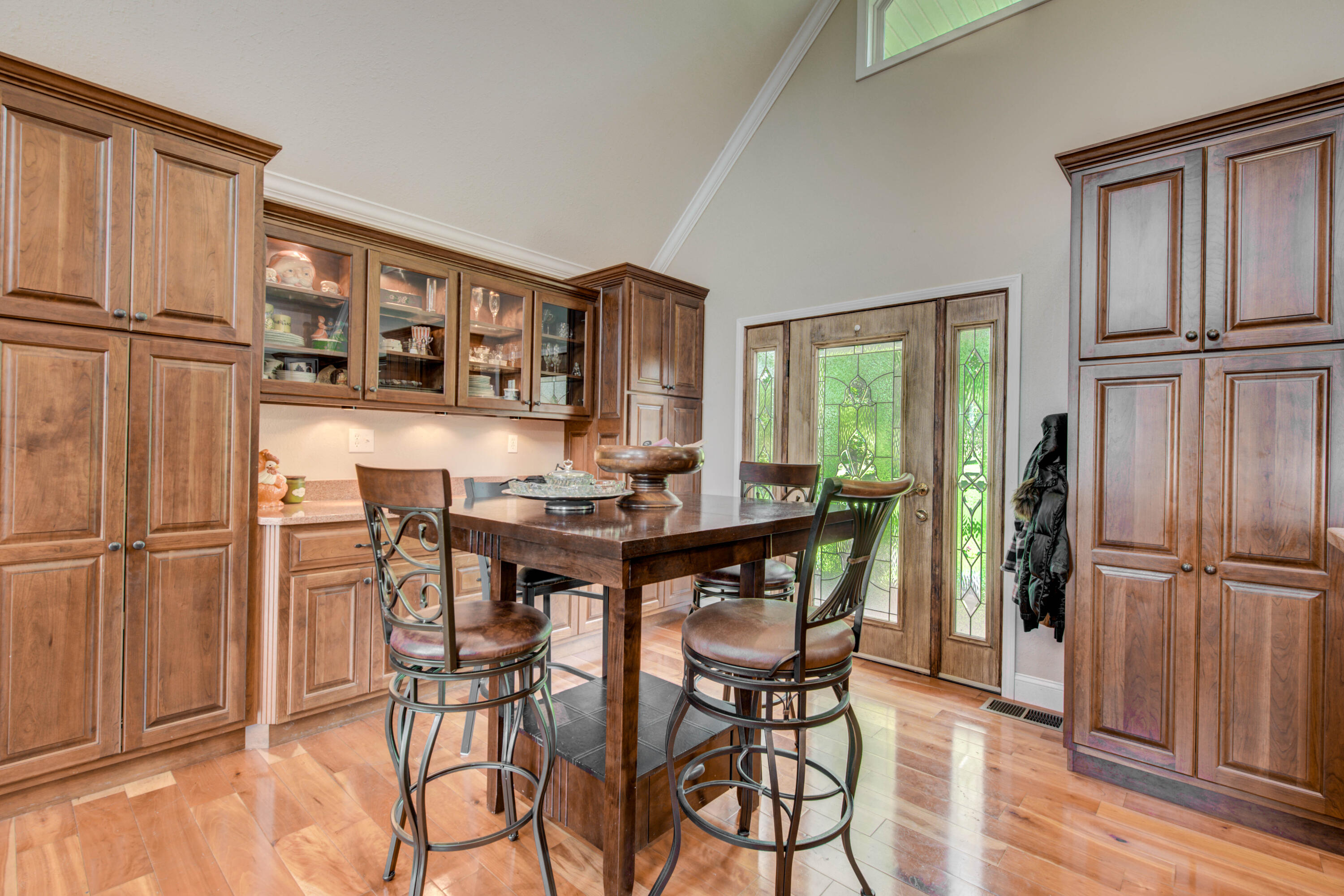 957 English Mountain Road Cosby, TN 37722 - Photo 8 of 37 LOADS OF BUILT-INS