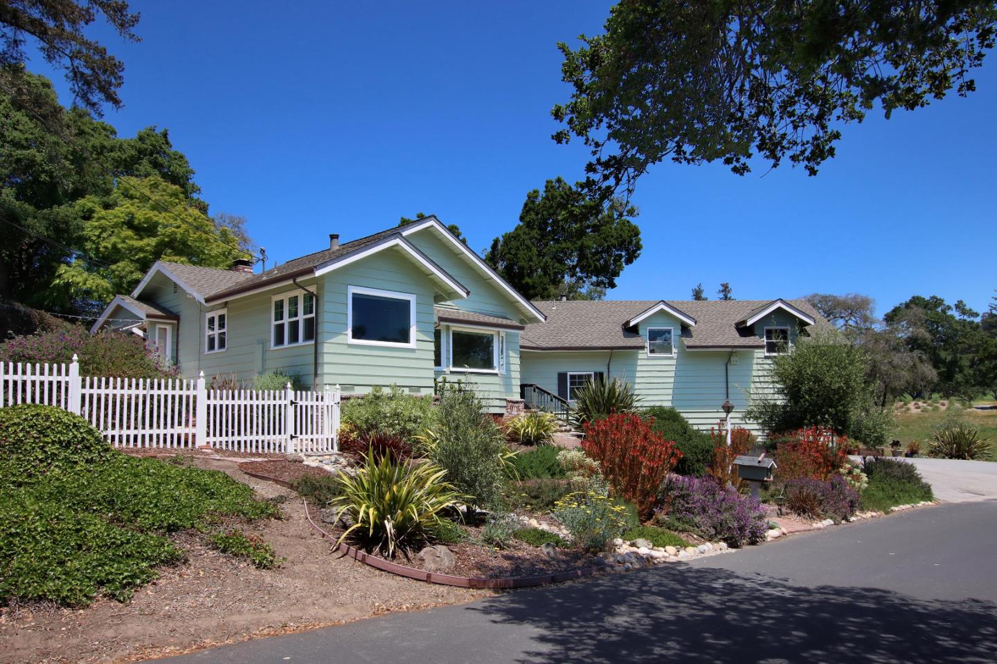 2 Deer Path Road Santa Cruz, CA 95060 - Photo 2 of 44 a view of a house with a garden