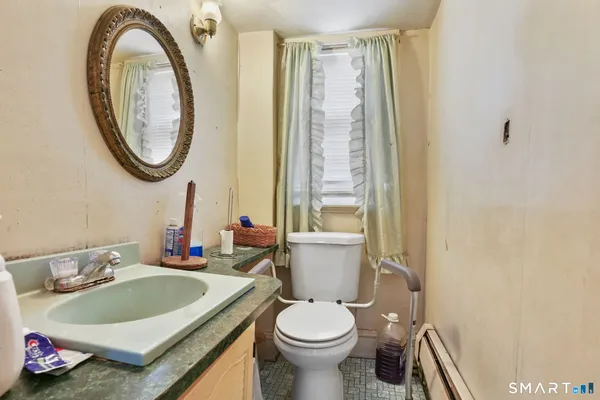 $325,000 | 570 Broadview Terrace, Hartford, CT 06106