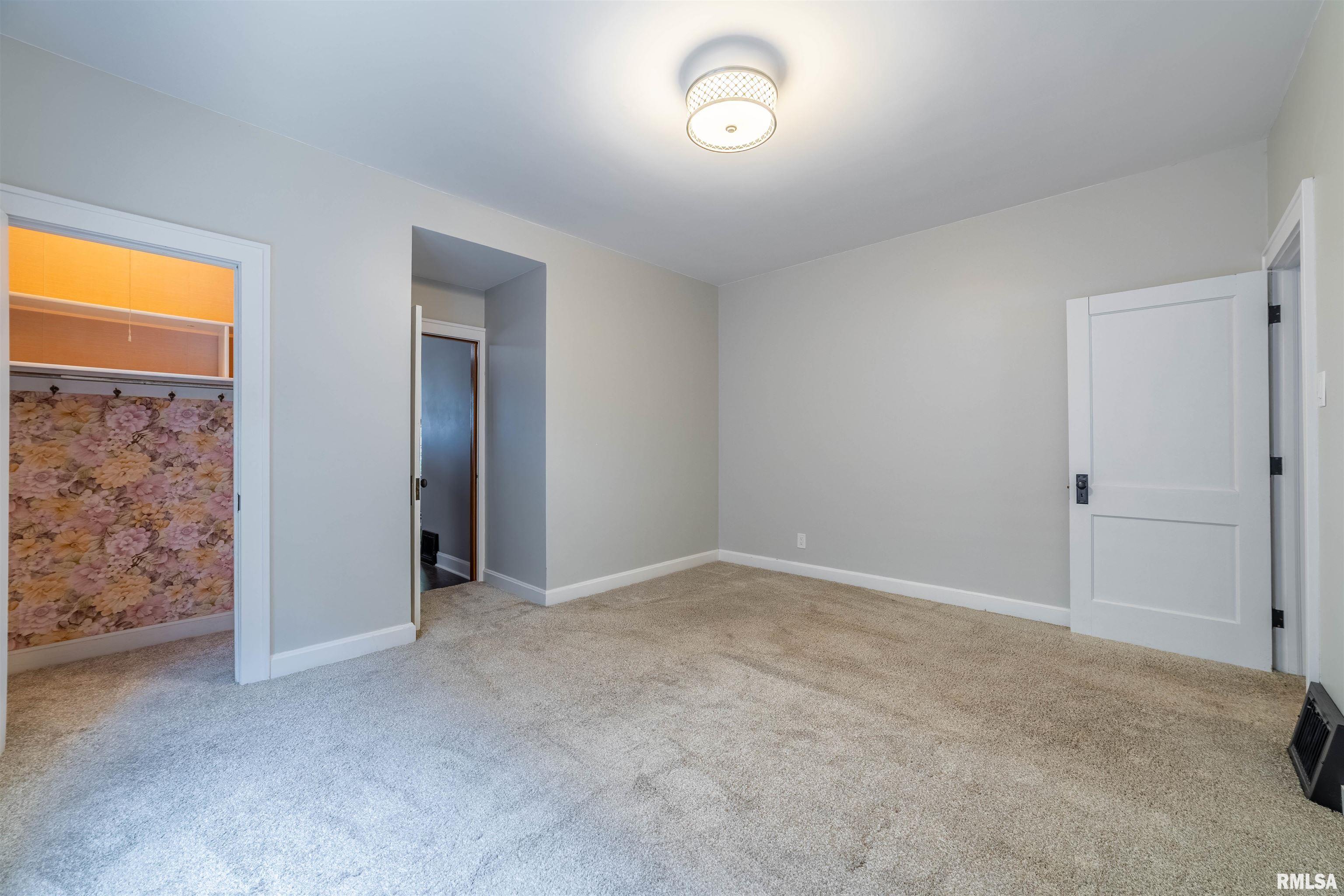 1101 Madison Street Quincy, IL 62301 - Photo 23 of 38 Gallery Image 23
