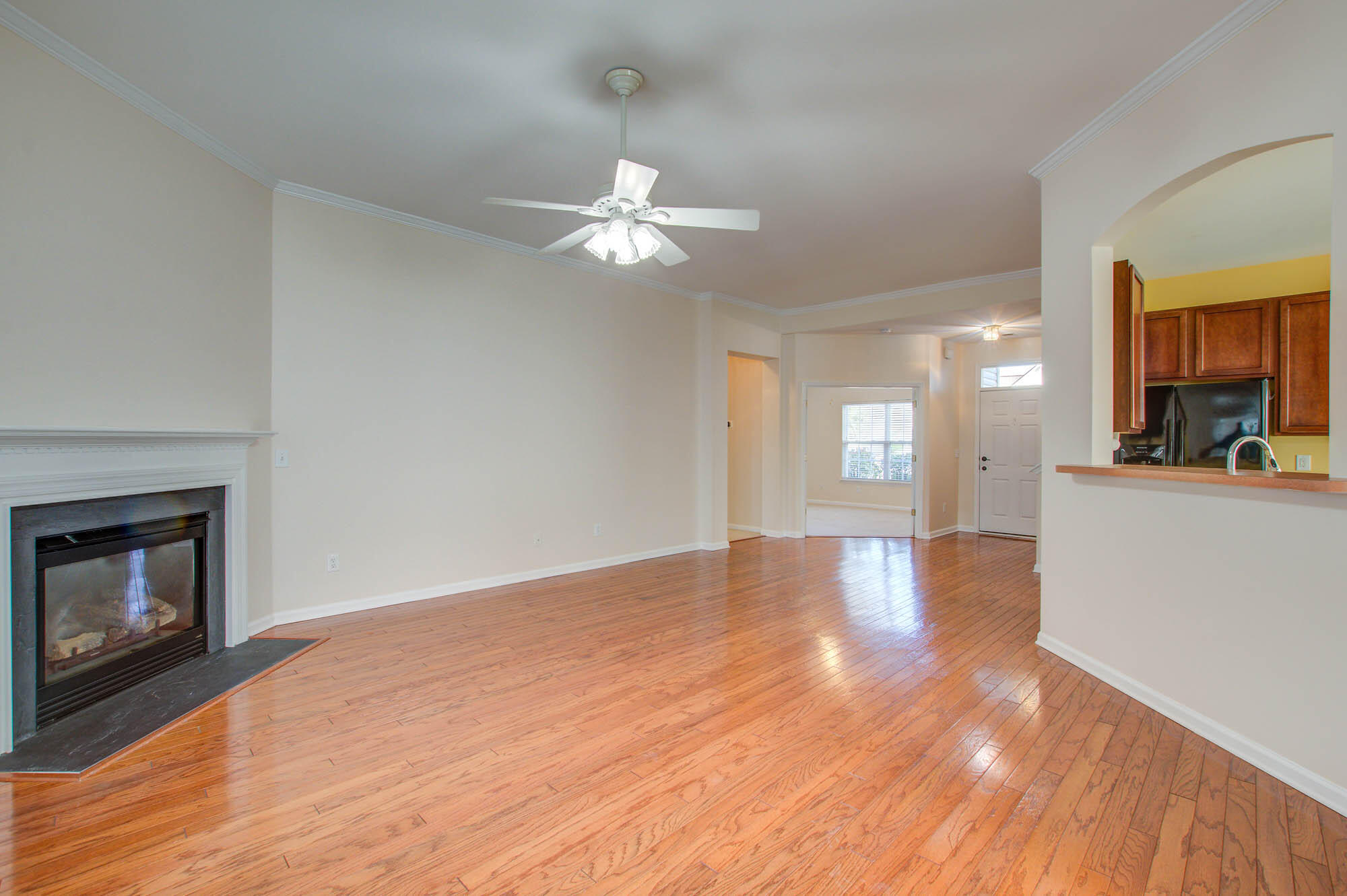 208 Hollytree Circle Ladson, SC 29456 - Photo 11 of 25 208 (14)