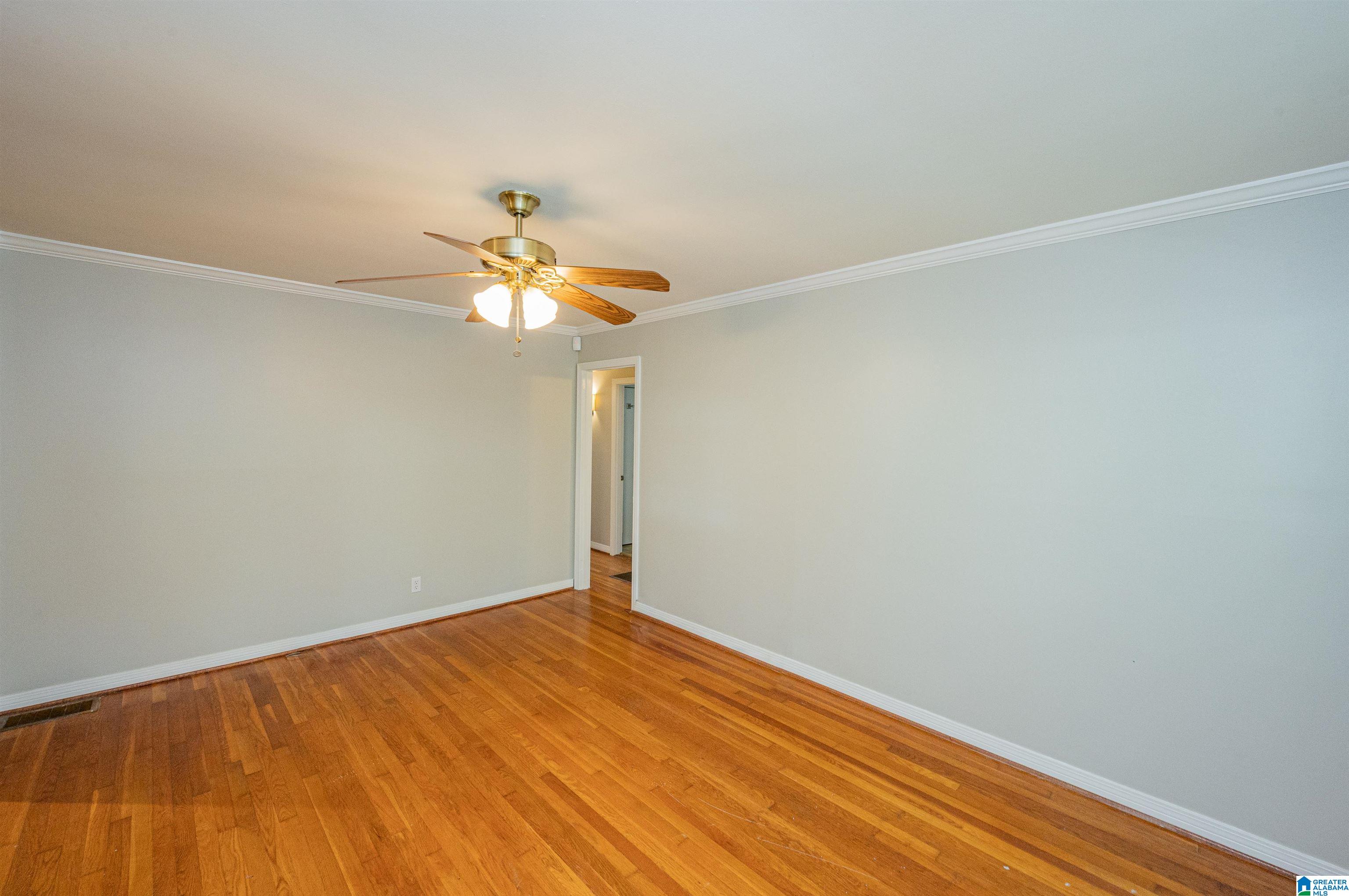 112 Hart Avenue Bessemer, AL 35023 - Photo 9 of 36