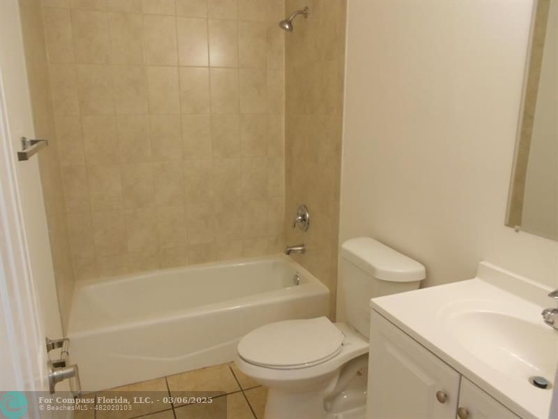 925 West 36th Street Riviera Beach, FL 33404 - Photo 5 of 8