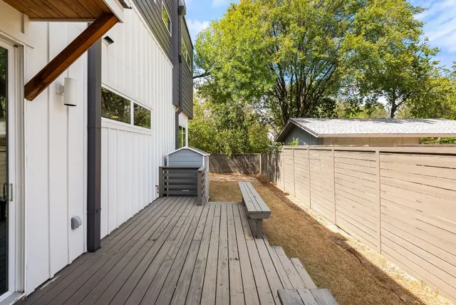a view of walk in closet