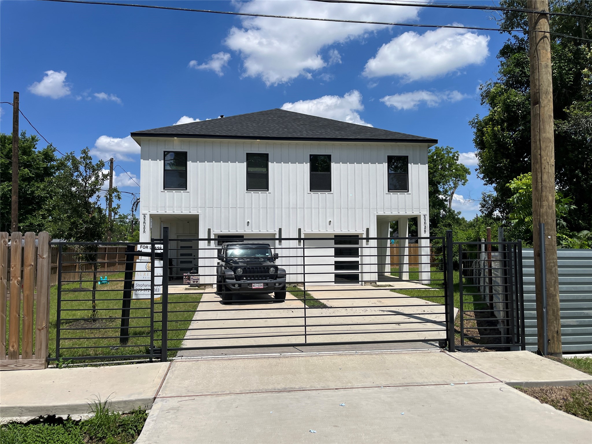 6700 Sandra Street Houston, TX 77028 - Photo 5 of 7 New Construction Next Door(Right)