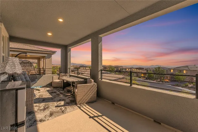 $1,245,000 | 372 American Dipper Street, Las Vegas, NV 89138