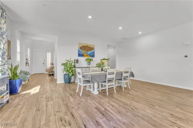 $1,245,000 | 372 American Dipper Street, Las Vegas, NV 89138