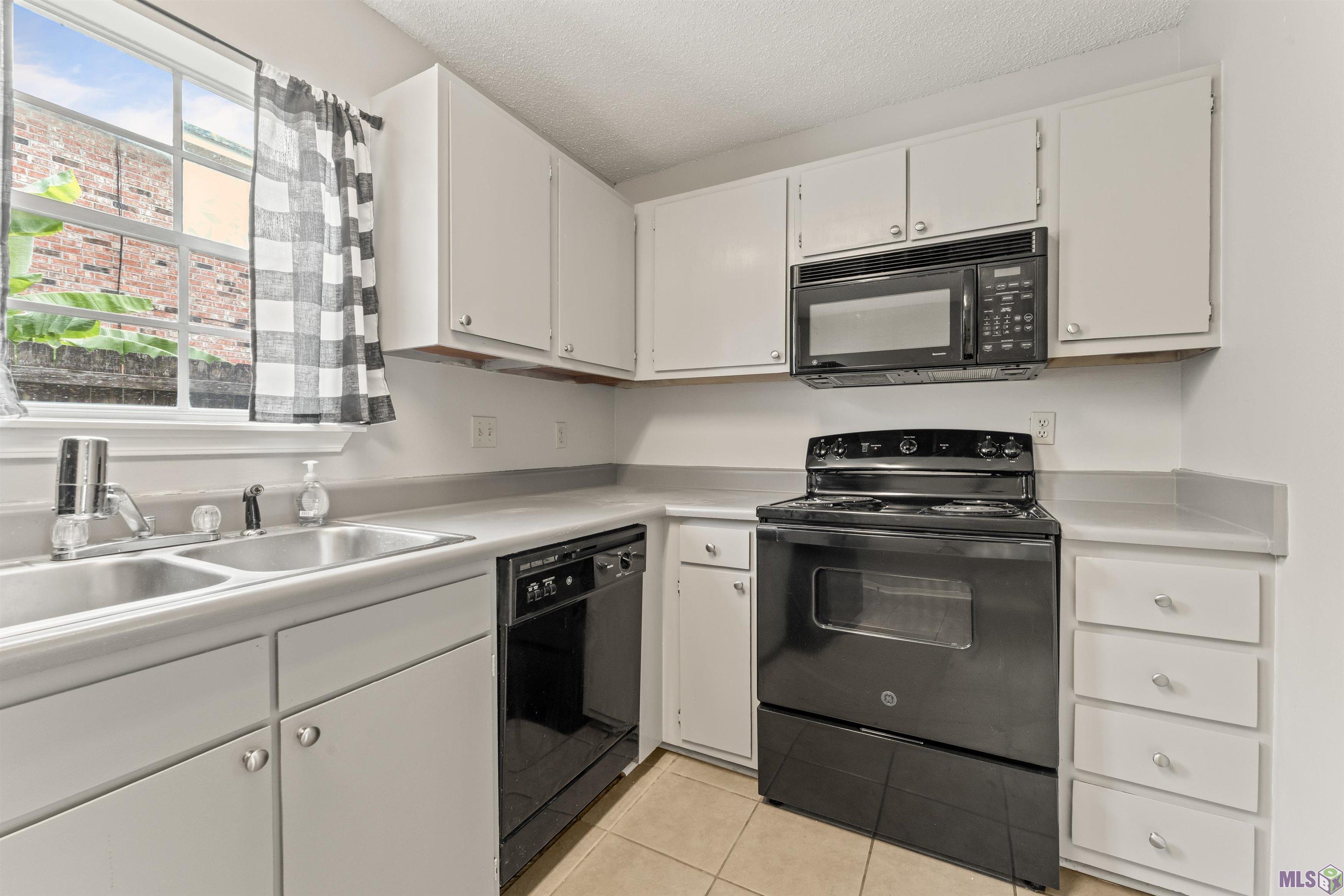 1702 Brightside Drive, Unit B Baton Rouge, LA 70820 - Photo 8 of 18