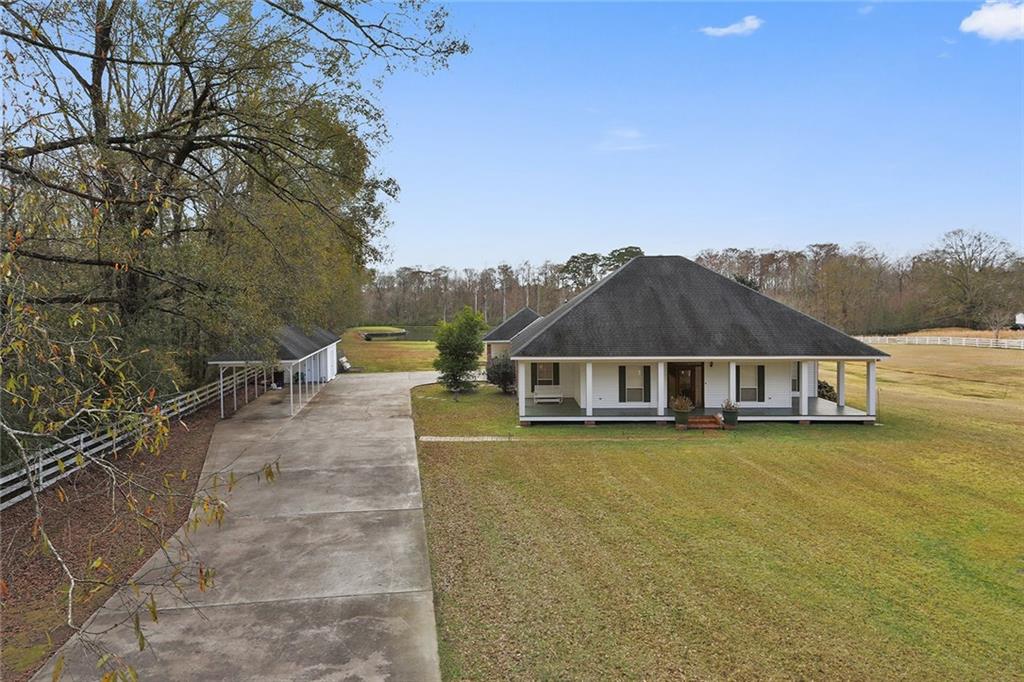 25250 McCarroll Road Springfield, LA 70462 - Photo 3 of 15