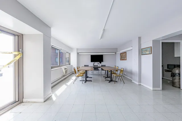 $55,000 | 7337 South South Shore Drive, Unit 326, Chicago, IL 60649