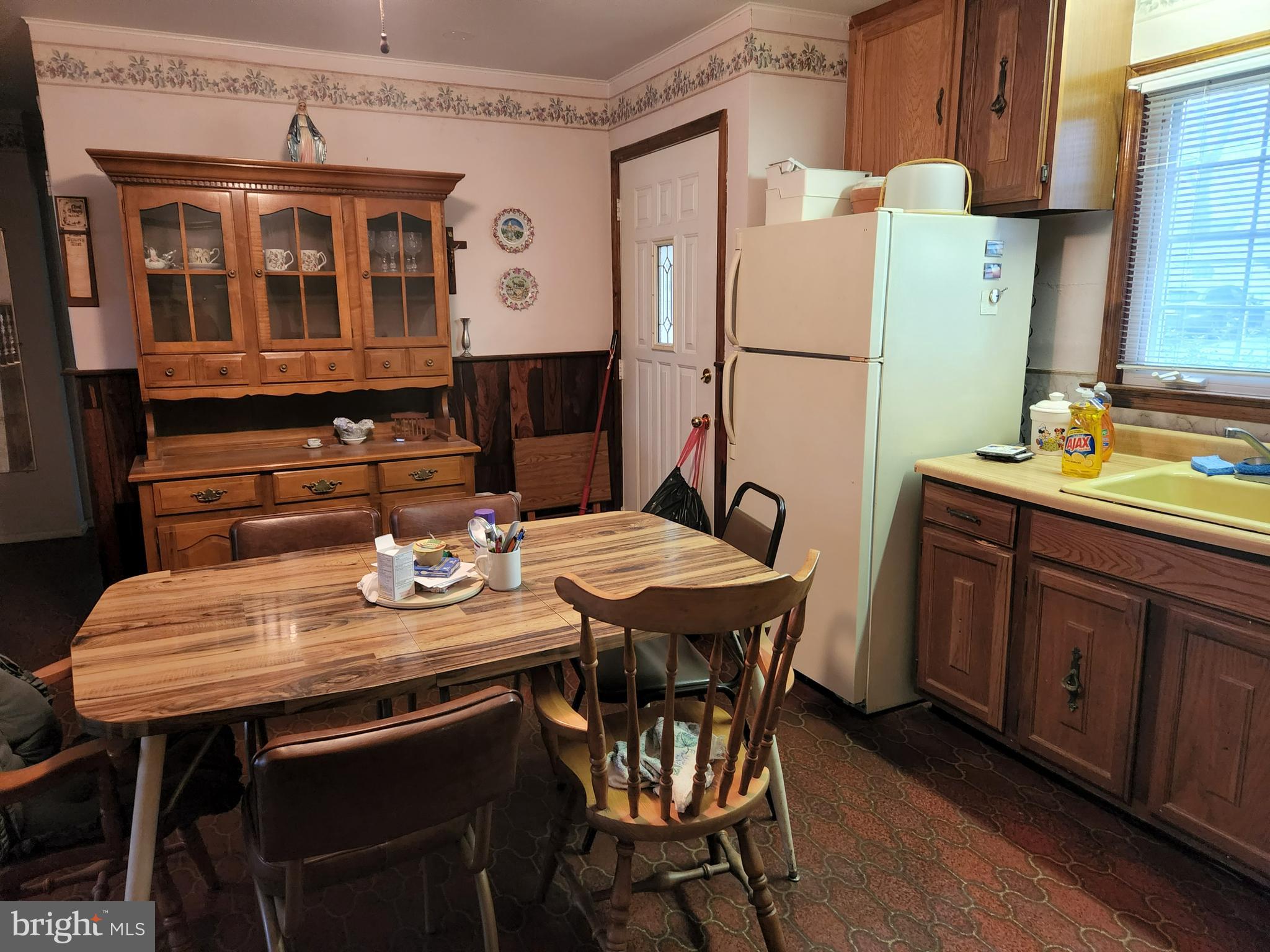 31 Cumberland Road Hamilton, NJ 08690 - Photo 3 of 14