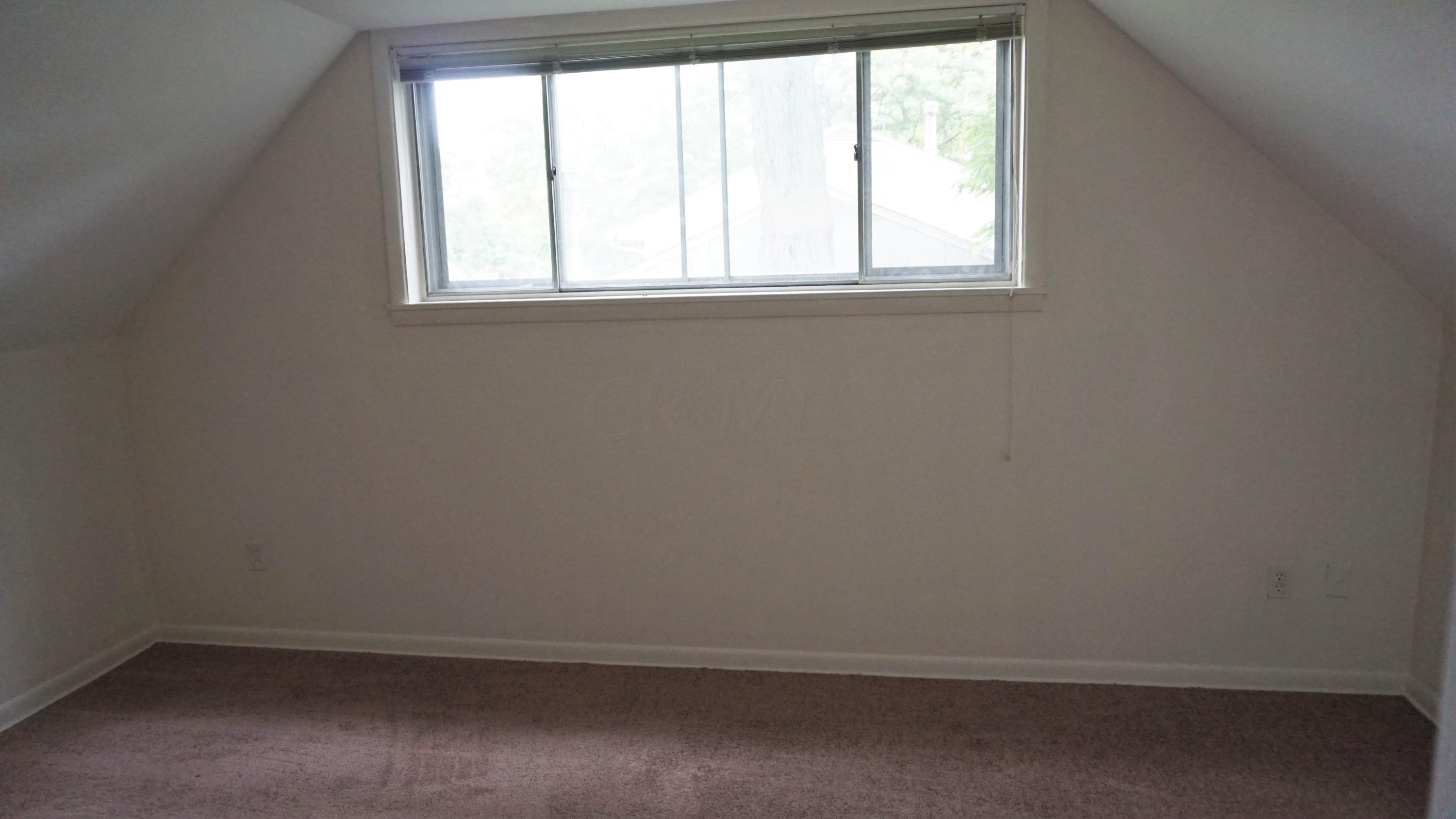 987 Afton Road Columbus, OH 43221 - Photo 8 of 10 Gallery Image 8