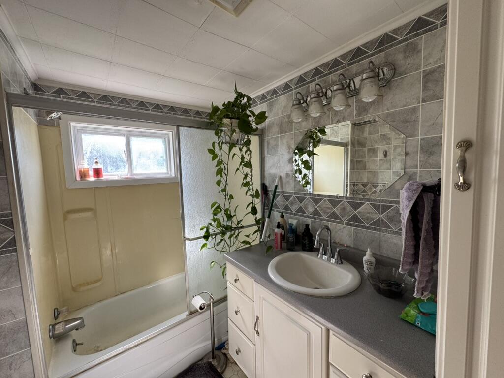 83 Hines Street Washburn, ME 04786 - Photo 18 of 47 83 Hines Street