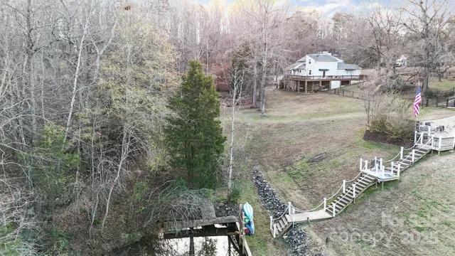 a view of a outdoor space