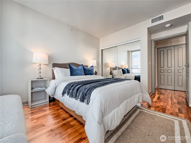 $2,800 | 2929 1st Avenue, Unit 1116, Seattle, WA 98121