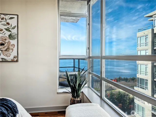 $2,800 | 2929 1st Avenue, Unit 1116, Seattle, WA 98121