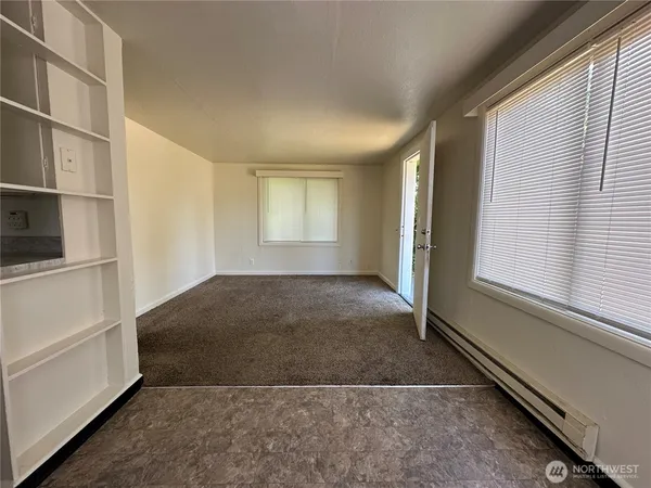 $1,565 | 1711 Steven Street, Shelton, WA 98584
