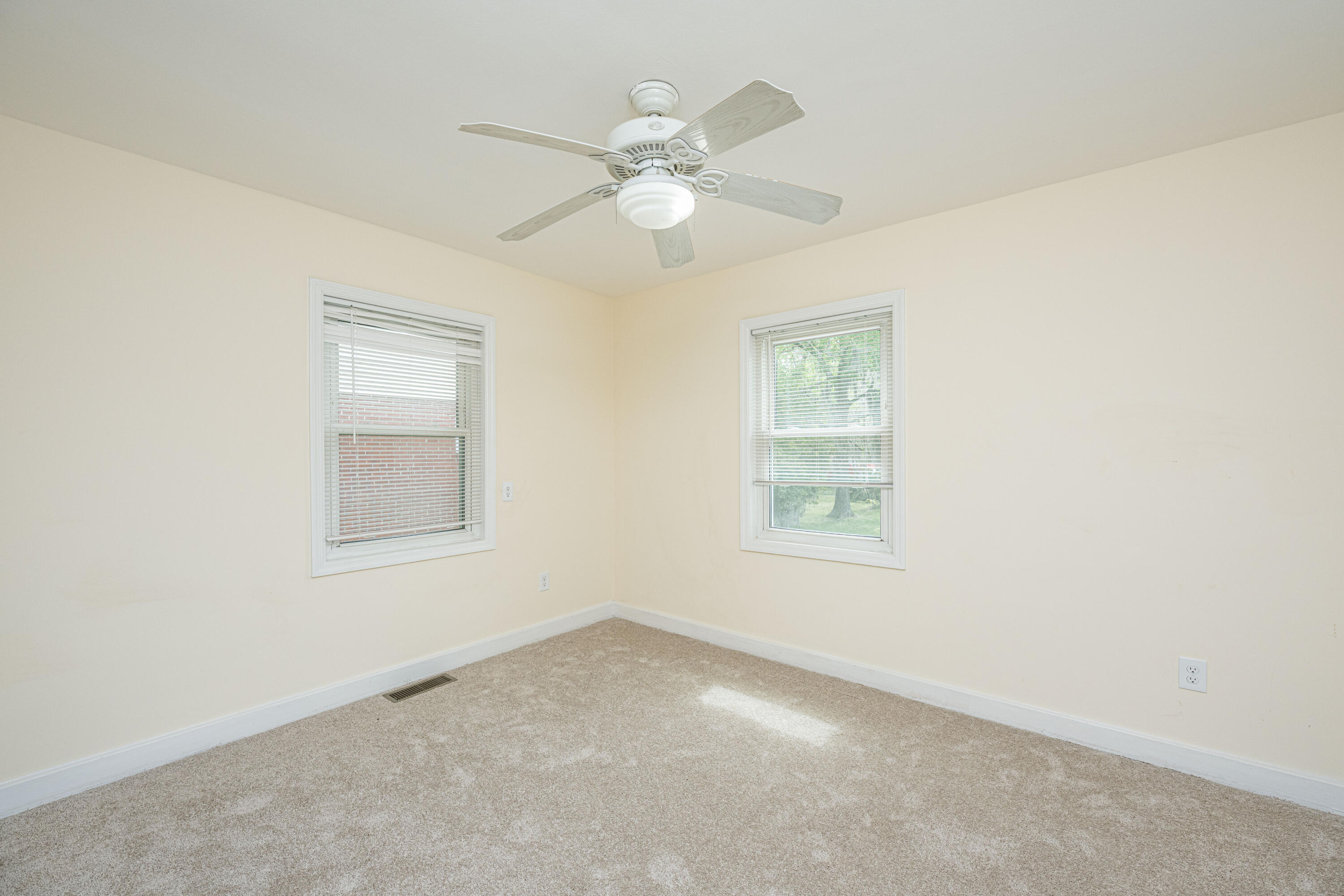 1010 West Recess Road Hanahan, SC 29410 - Photo 15 of 24 1010WRecessRdINT019