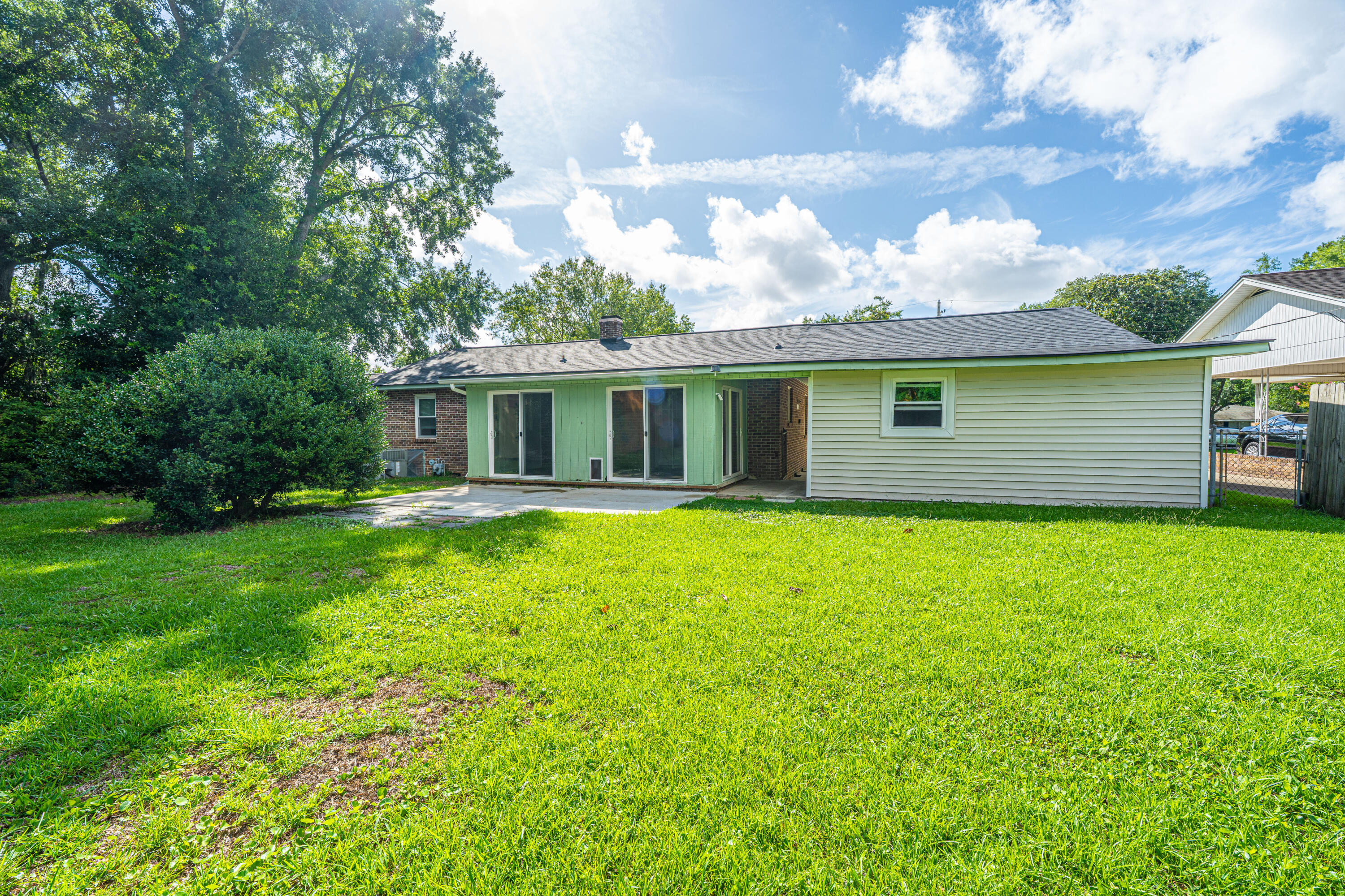 1010 West Recess Road Hanahan, SC 29410 - Photo 21 of 24 1010WRecessRd033