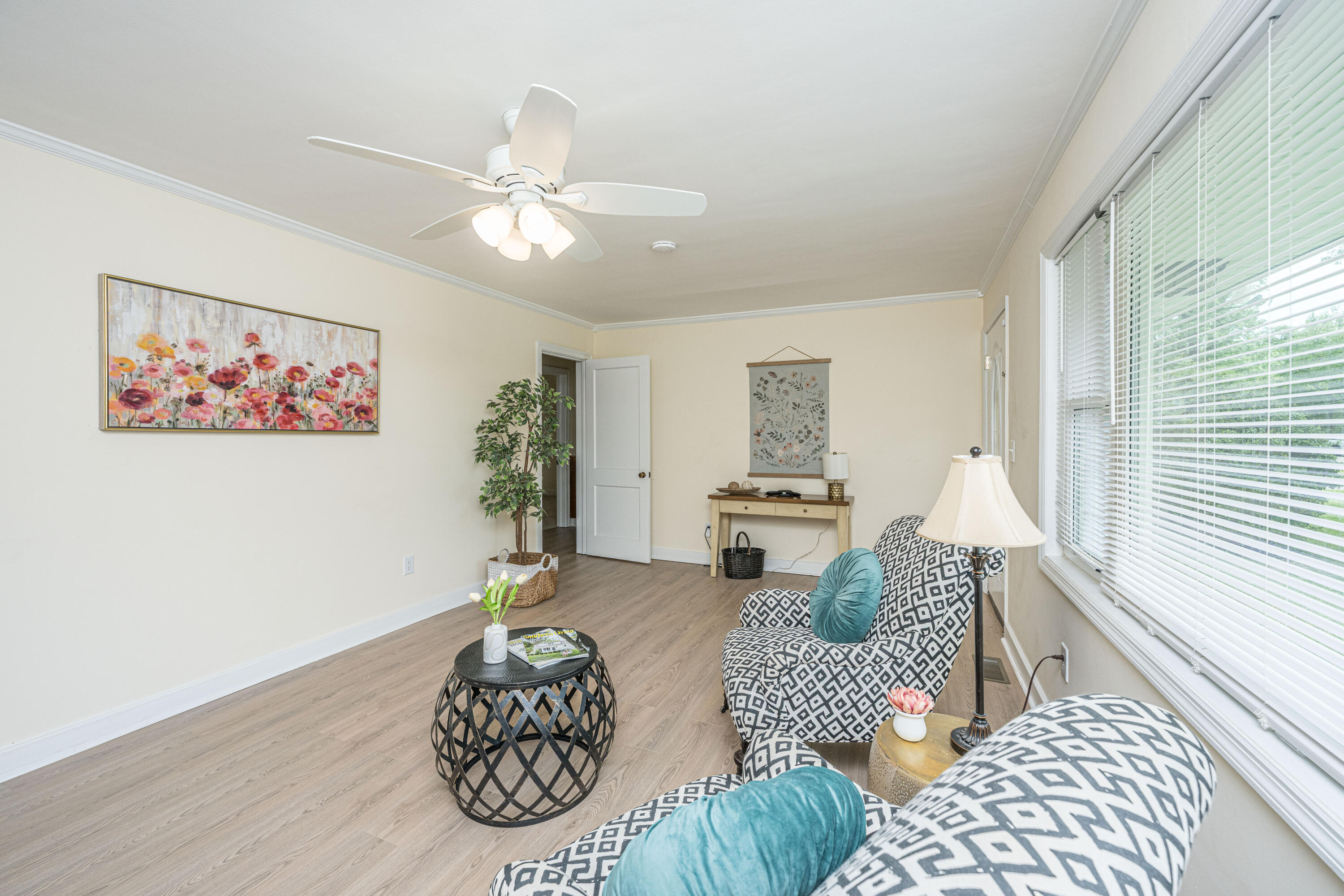 1010 West Recess Road Hanahan, SC 29410 - Photo 5 of 24 1010WRecessRdINT004