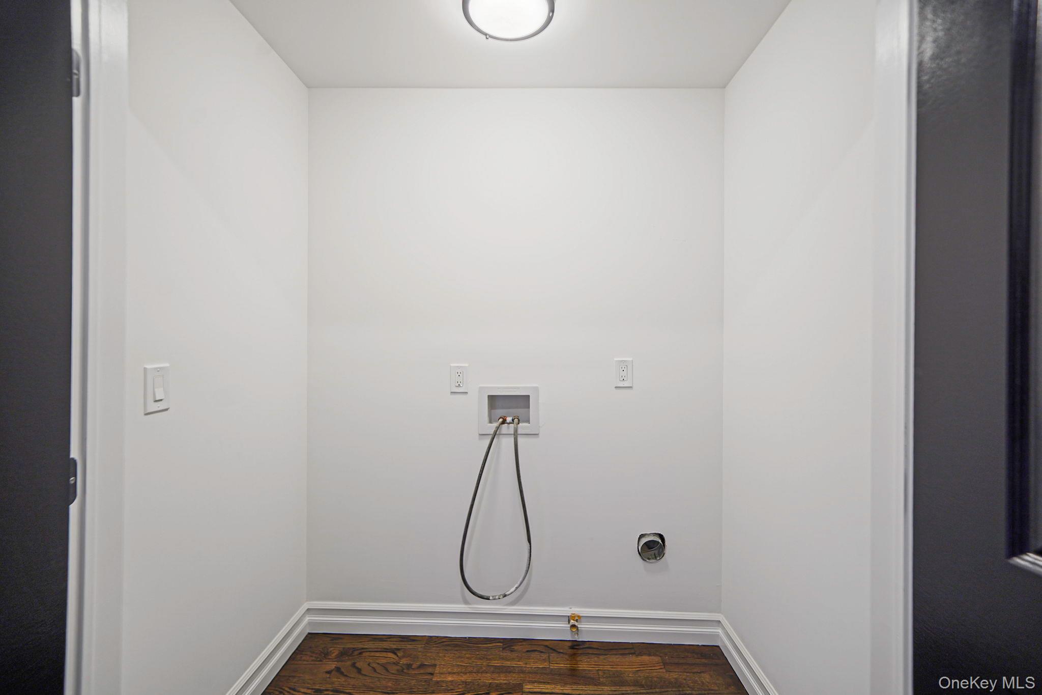 14 Quintree Lane Melville, NY 11747 - Photo 38 of 46 a bathroom with a shower