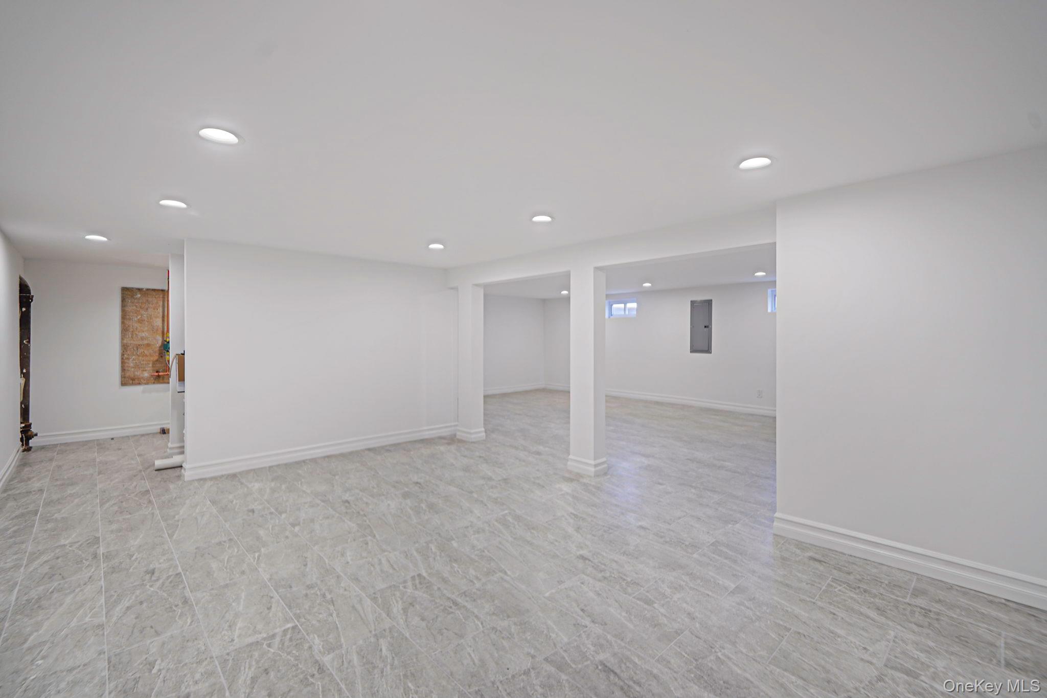 14 Quintree Lane Melville, NY 11747 - Photo 40 of 46 a view of an empty room