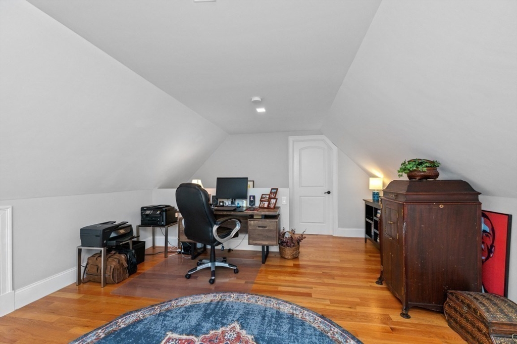 456 Chestnut Street Needham, MA 02492 - Photo 31 of 37