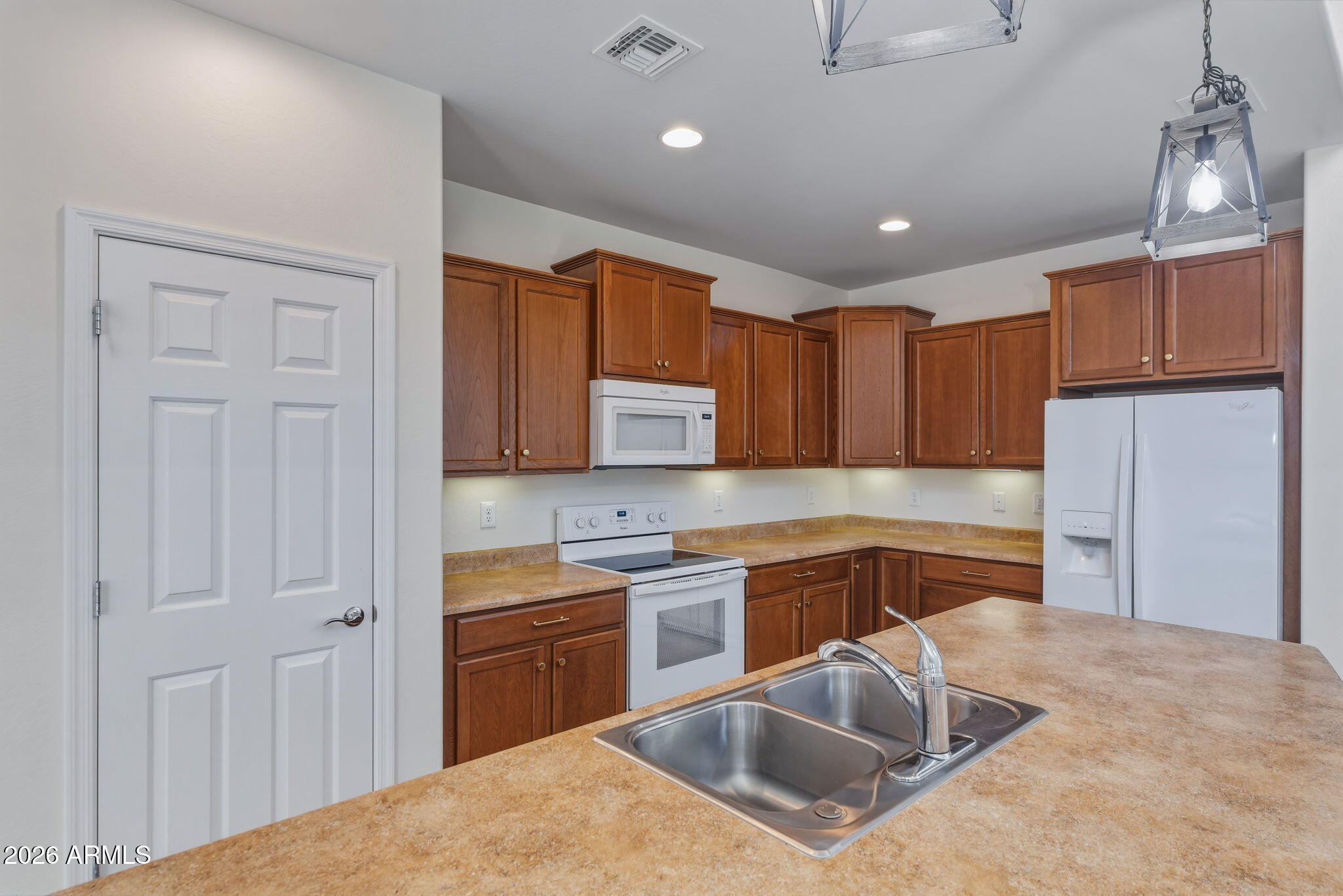 17543 West Buckhorn Trail Surprise, AZ 85387 - Photo 16 of 104 Kitchen