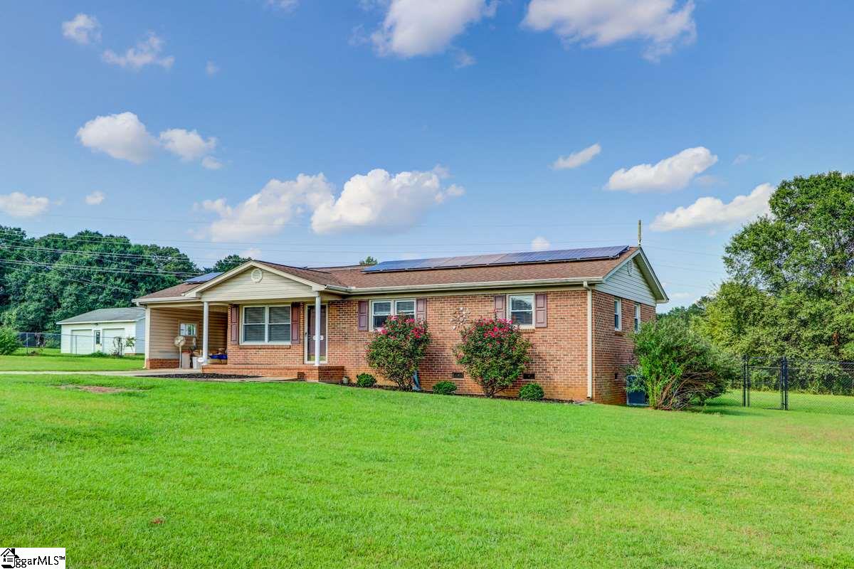108 Hicks Road Greenville, SC 29605 - Photo 5 of 28 Gallery Image 5