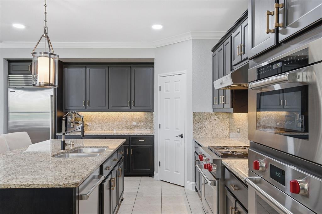813 Allbright Road Celina, TX 75009 - Photo 11 of 38