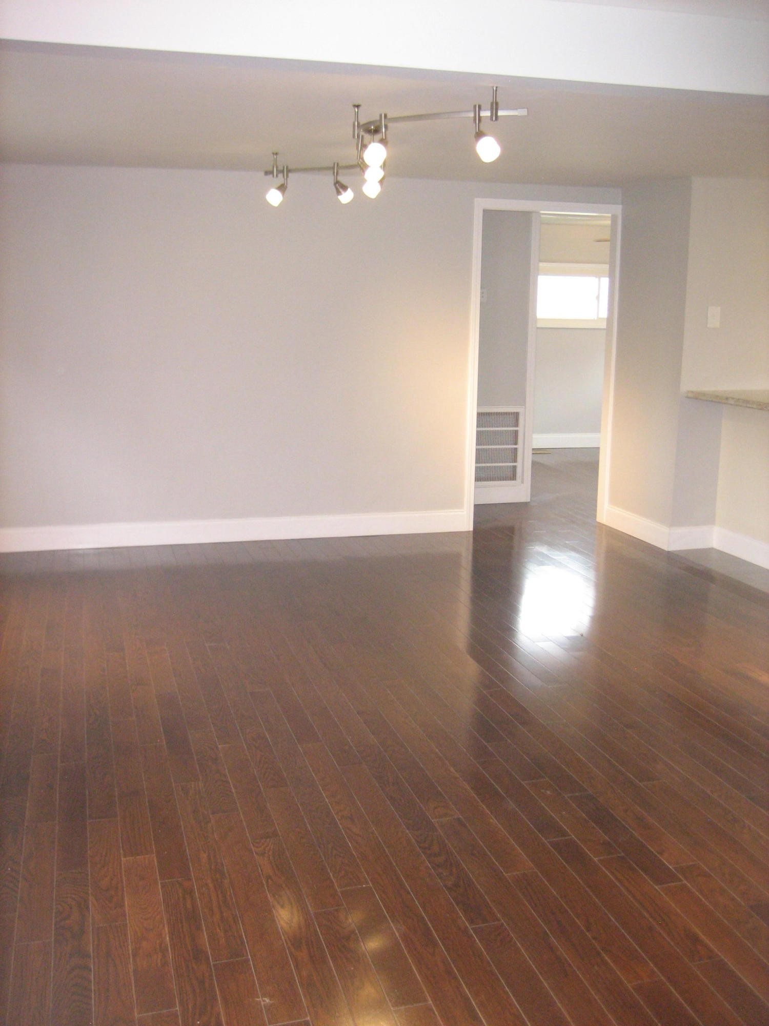 679 West Outer Drive Oak Ridge, TN 37830 - Photo 8 of 24 Gallery Image 8