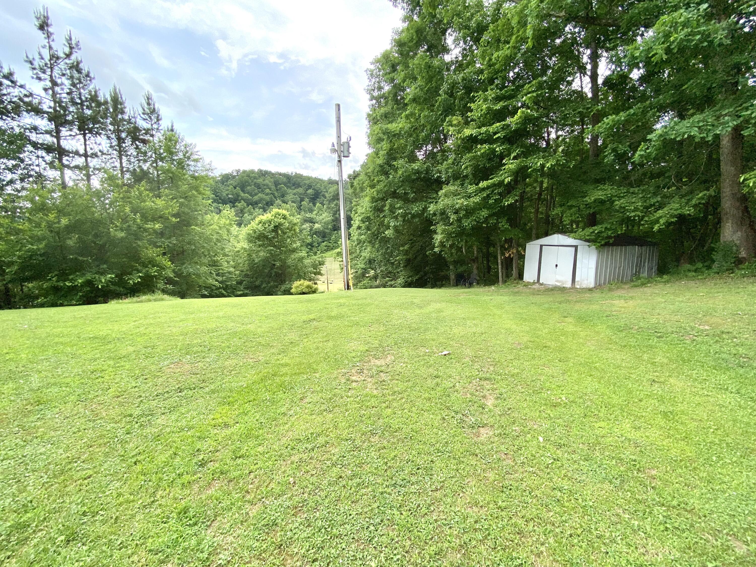 600 Langnau Road London, KY 40741 - Photo 5 of 25 IMG_E0431 (1)